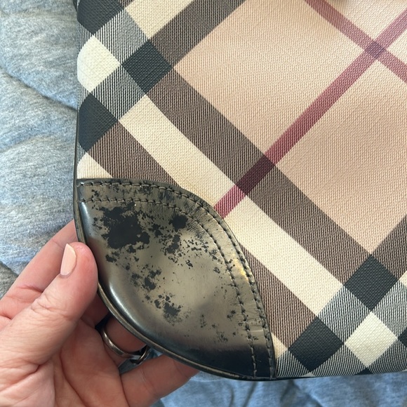 💯 authentic Burberry Patent Nova Check Dryden Crossbody Bag - Picture 13 of 16